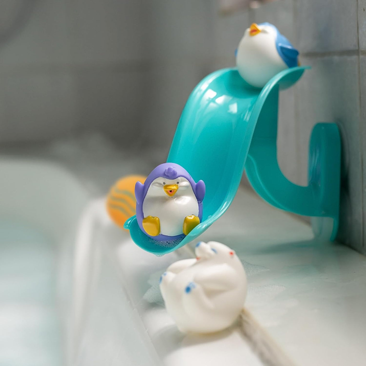 Nuby Bath Slide Play Set with 4 Bath Squirters