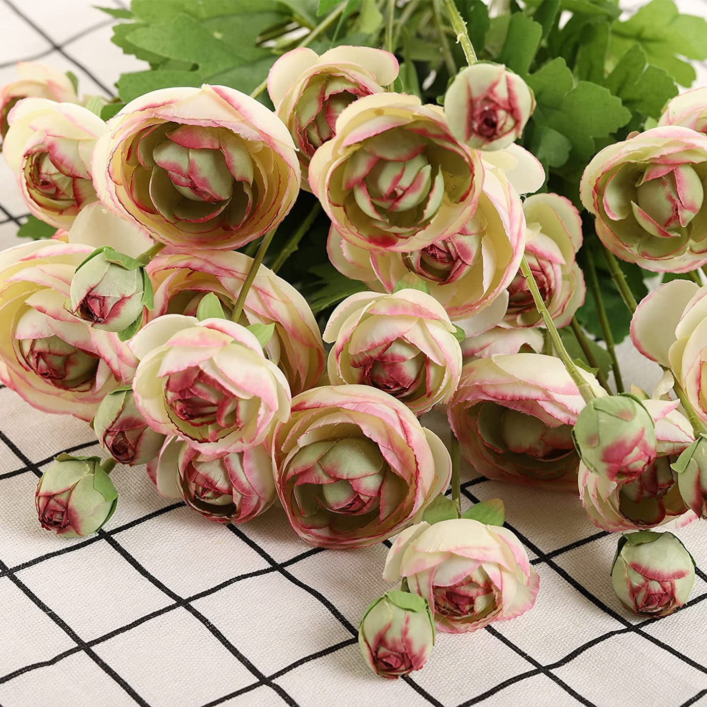 Artificial Silk Flowers Persian Buttercup Bicolor Ranunculus Flower 5 Pcs,S